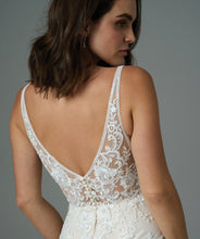 Load image into Gallery viewer, Ella Rosa Jennie