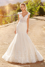 Load image into Gallery viewer, Martin Thornburg Quin