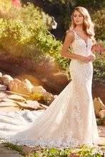 Load image into Gallery viewer, Martin Thornburg Julia