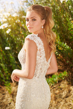 Load image into Gallery viewer, Martin Thornburg Quin