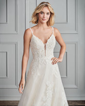 Load image into Gallery viewer, Ella Rosa Imogen