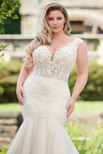 Load image into Gallery viewer, Martin Thornburg Quin