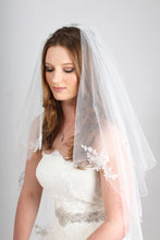Load image into Gallery viewer, Bridal Apparel Lace Appliqué Veil with Pearl || CGC243C