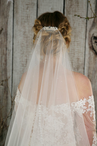Bridal Apparel Pearl Cascade Veil || CGC564B