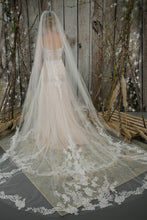 Load image into Gallery viewer, Bridal Apparel Statement Lace Veil || CGC568B
