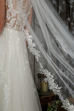 Load image into Gallery viewer, Bridal Apparel Delicate Sequinned Lace Veil || CGC574C
