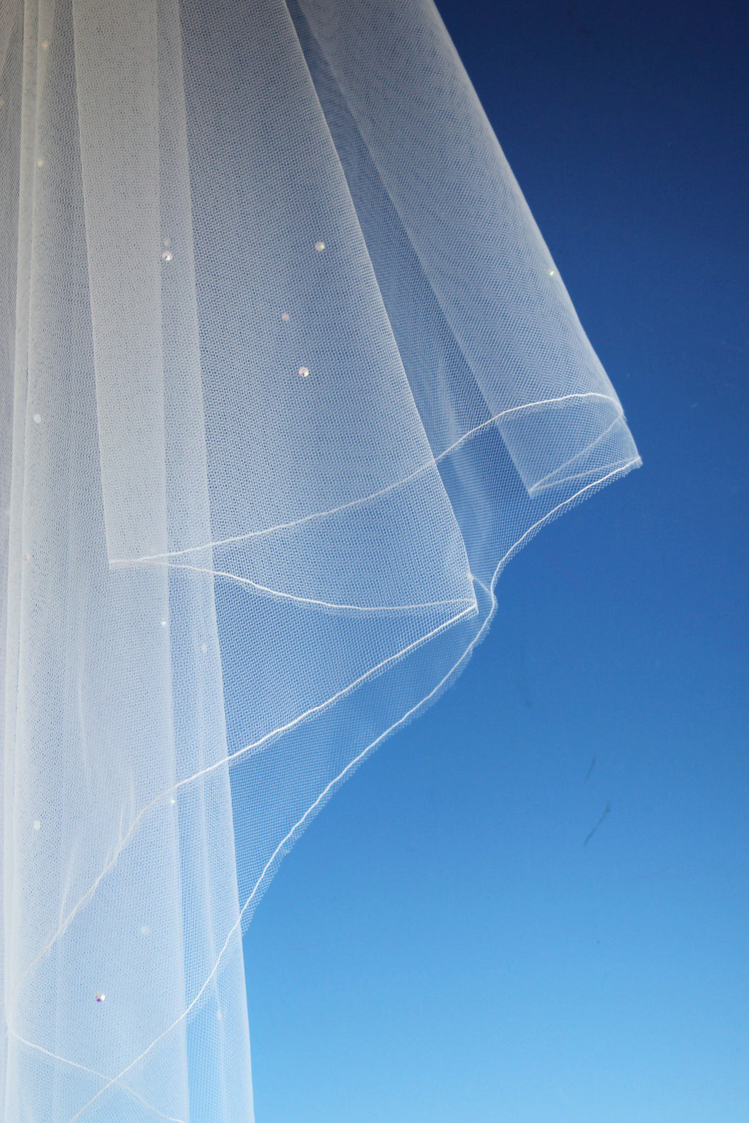 Bridal Apparel Crystal Scatter Fine Edge Veil || CGAF003
