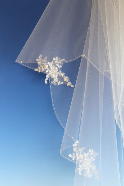 Bridal Apparel Lace Appliqué Veil with Pearl || CGC243C