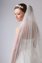 Load image into Gallery viewer, Bridal Apparel Silver Flower Scatter Veil || CGC318C
