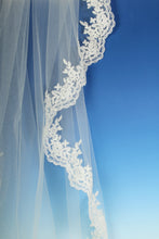 Load image into Gallery viewer, Bridal Apparel Corded Lace Edge Veil || CGC431C
