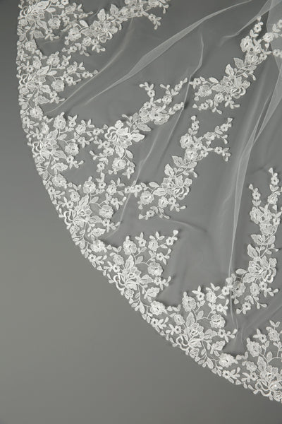 Bridal Apparel Vine Lace Train Veil || CGC558B