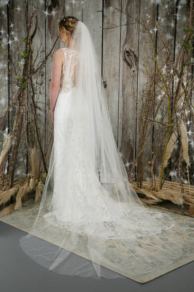 Bridal Apparel Genuine Pearl Scatter Veil || CGC569C