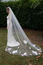 Load image into Gallery viewer, Bridal Apparel Lace Train Veil with Pearl || CGC575B
