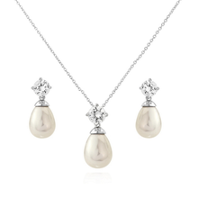 Load image into Gallery viewer, Timeless Elegance Necklace Set
